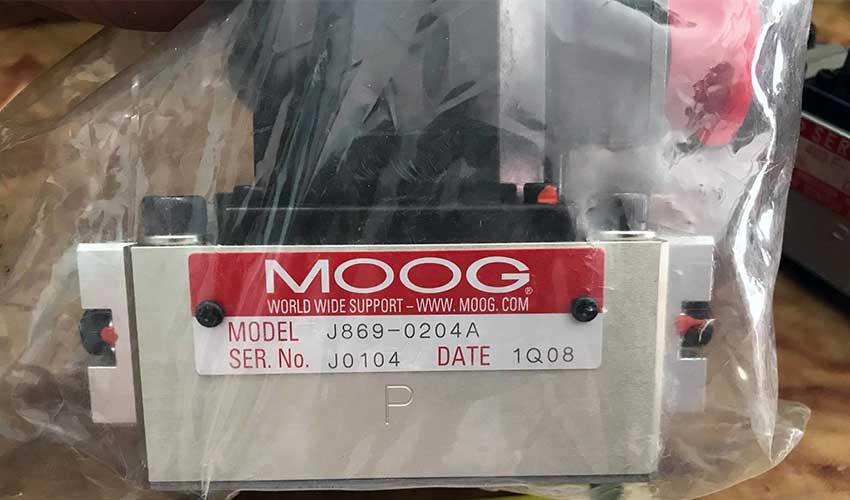 van tỉ lệ MOOG